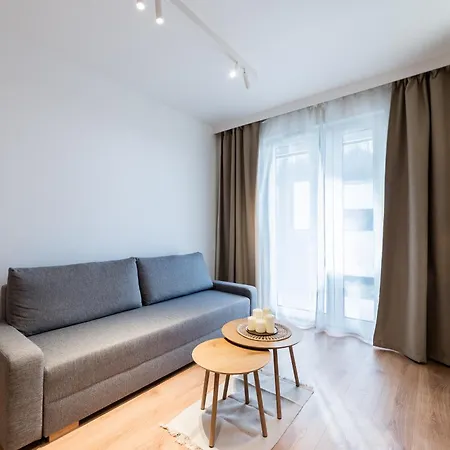 Posnania Chic With Garden By Bookinghost Апартаменты *