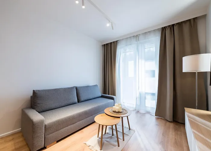 Posnania Chic With Garden By Bookinghost Апартаменты *