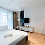 Posnania Chic With Garden By Bookinghost *