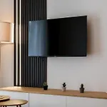 Posnania Chic With Garden By Bookinghost Lägenhet Poznań