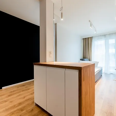 Posnania Chic With Garden By Bookinghost Poznan