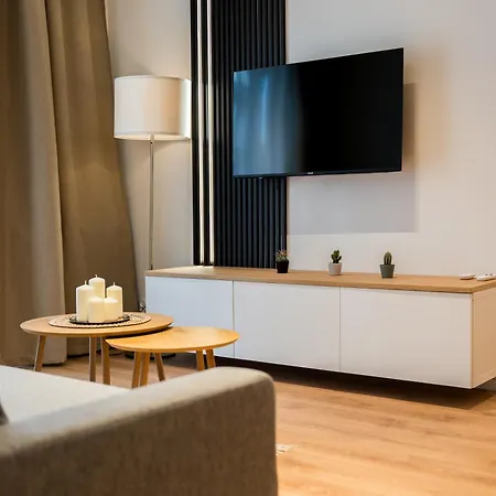 Posnania Chic With Garden By Bookinghost