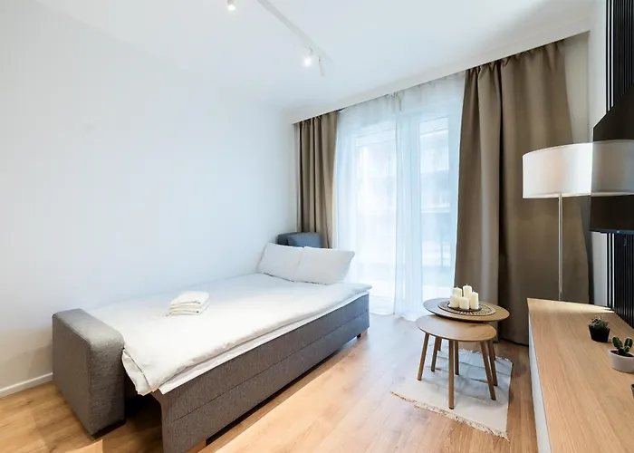 Posnania Chic With Garden By Bookinghost Poznan