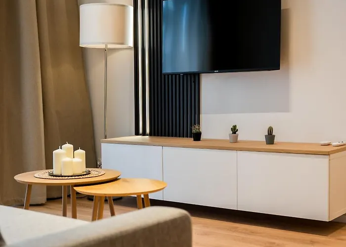 Posnania Chic With Garden By Bookinghost